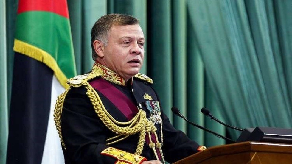 العاهل الأردني يقبل استقالة رئيس الوزراء عمر الرزاز