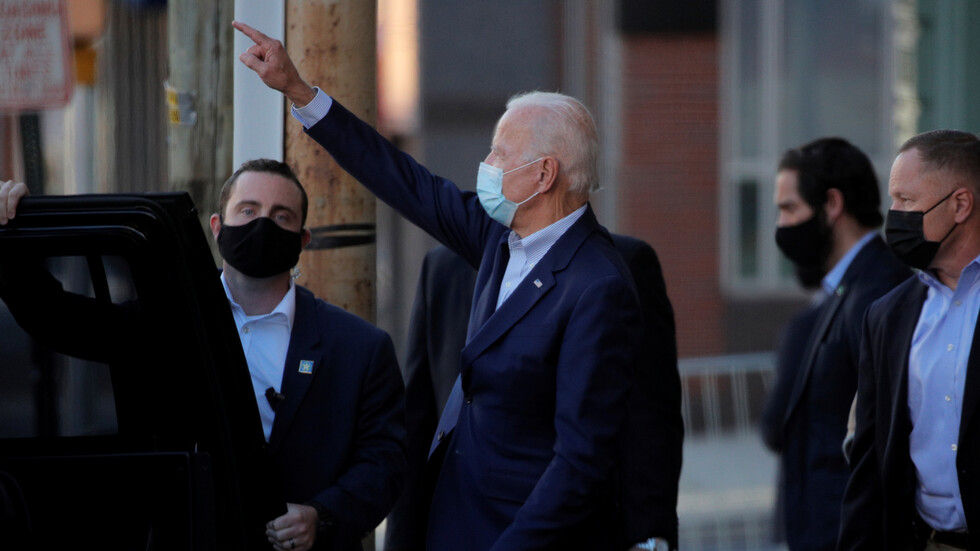 تقدم بايدن باستطلاعات الرأي يقفر 14 نقطة