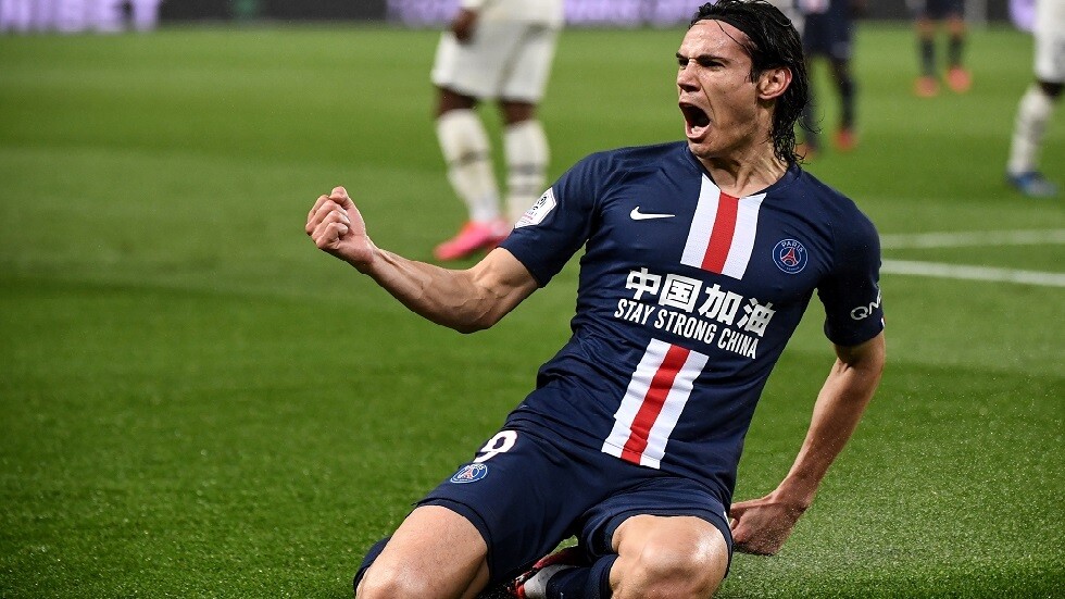 رسميا.. يونايتد يتعاقد مع كافاني