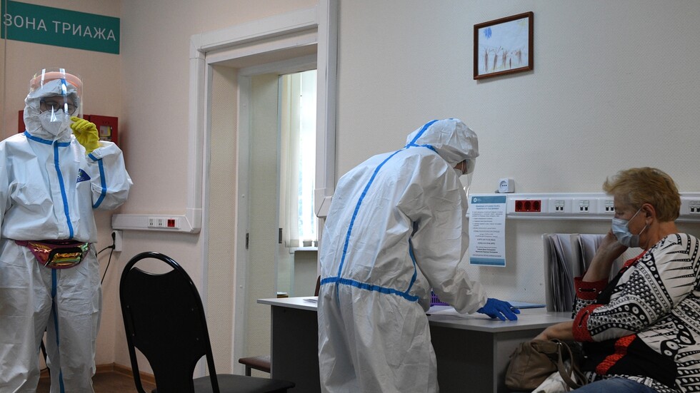 عالم فيروسات يتوقع أن تكون الموجة الثانية لكورونا في روسيا أكثر شدة