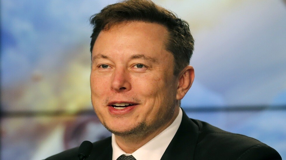 إيلون موسك يشيد بتطوير روسيا لصاروخ فضائي قابل لإعادة الاستخدام