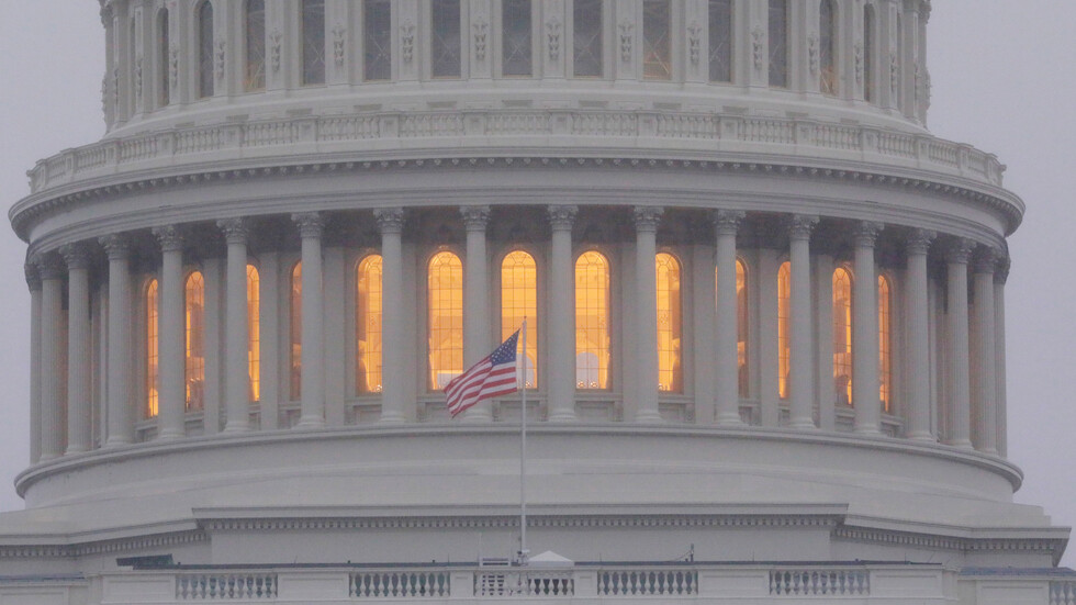 العدل الأمريكية تصادر مواقع إلكترونية إيرانية "يشغلها الحرس الثوري"