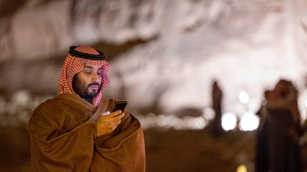بن سلمان يهنئ ولي العهد الكويتي الجديد