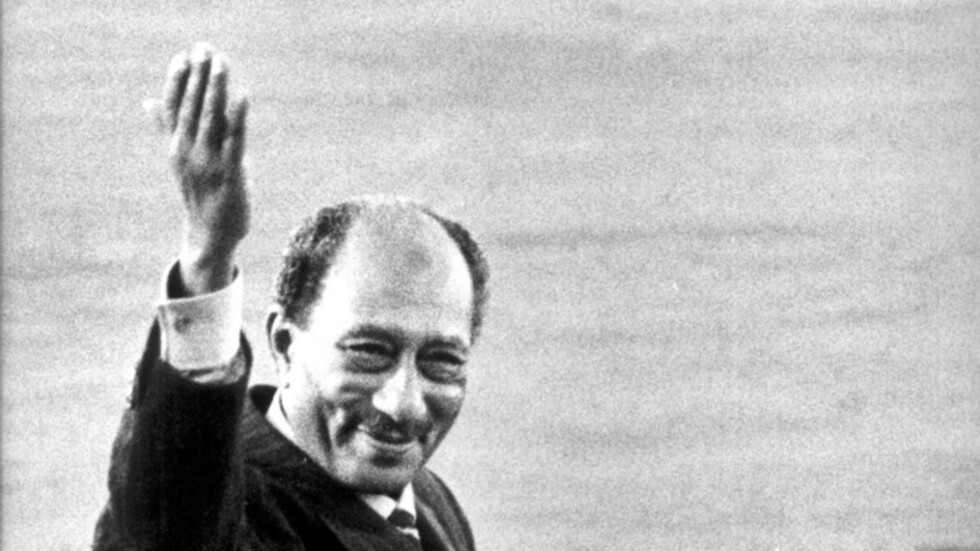 نشر صورة نادرة للرئيس المصري الراحل أنور السادات