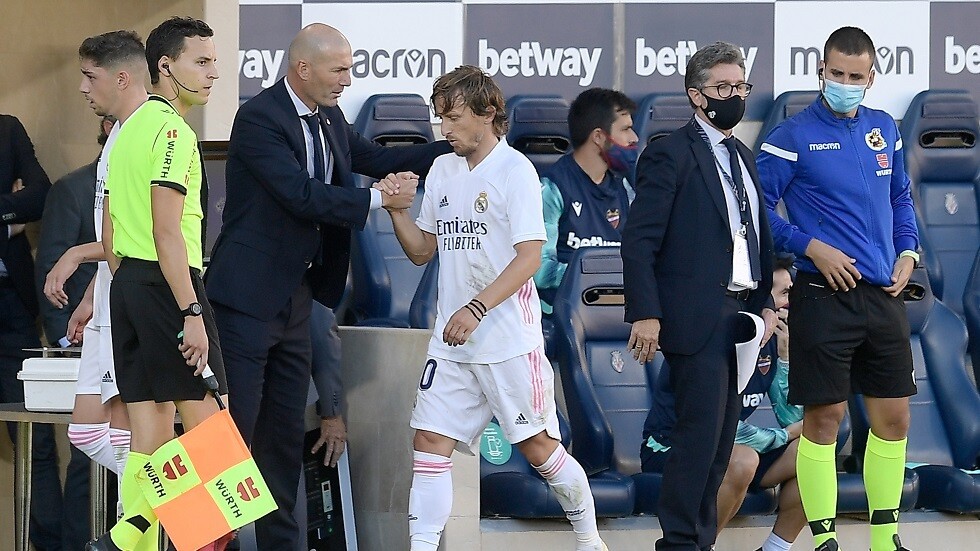 ريال مدريد يضحي بنجم إنجليزي من أجل مبابي