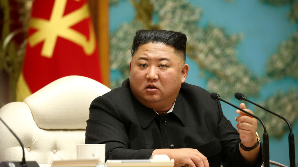 كيم يبكي أثناء إلقائه كلمة أمام شعبه