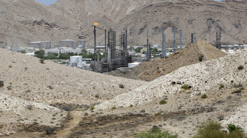 سلطنة عمان.. بدء الإنتاج من حقل غزير الغازي العملاق