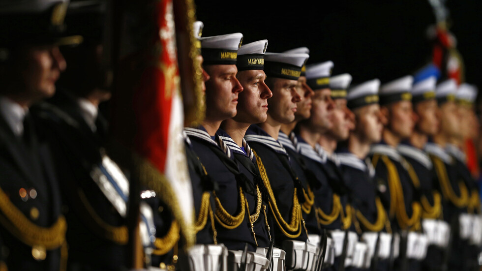 بولندا.. تفكيك أكبر قنبلة من مخلفات الحرب العالمية الثانية