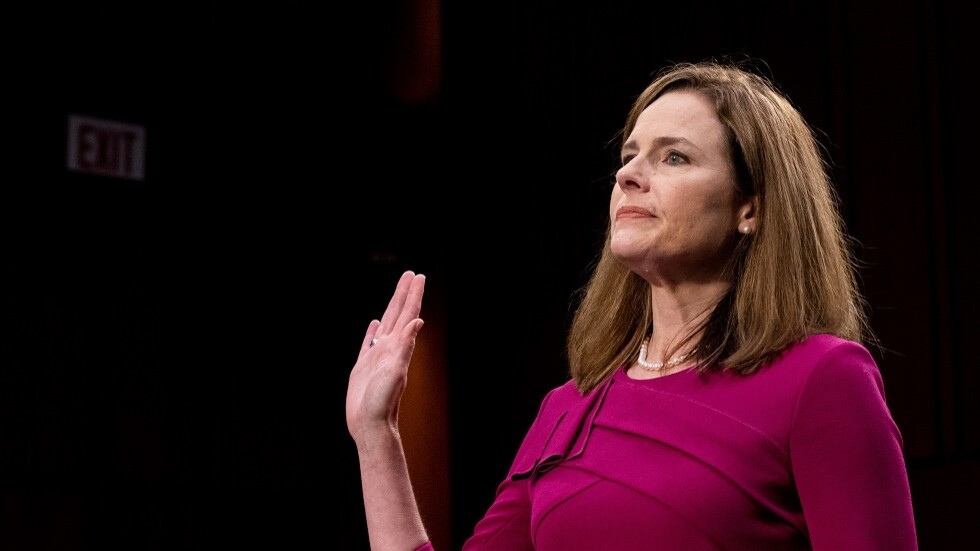 مرشحة ترامب للمحكمة العليا تحدث انقساما حادا في مجلس الشيوخ