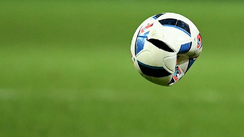 كارثة كروية.. مقتل لاعب على أيدي زملائه لتسجيله هدفا في مرماه