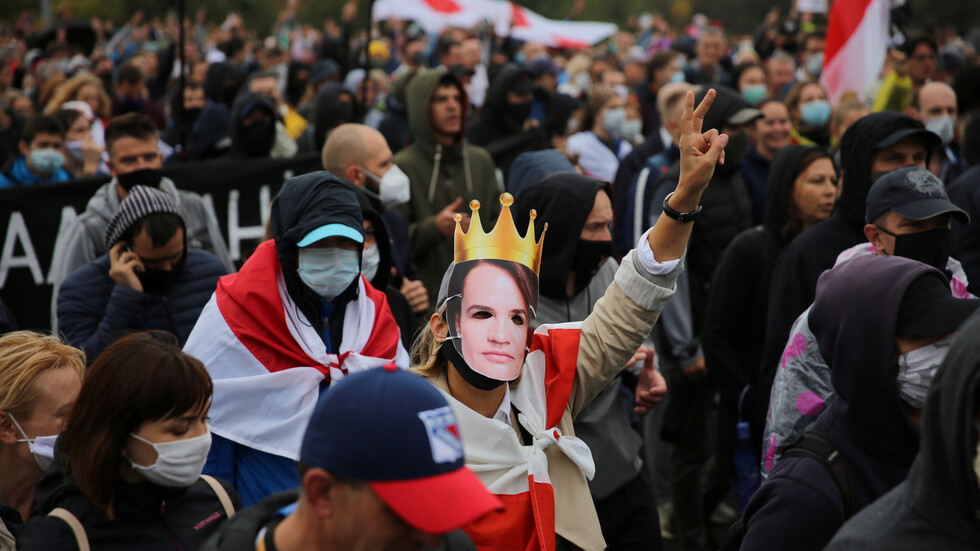 دول البلطيق وبولونيا تريد تصعيد الصراع في بيلاروس