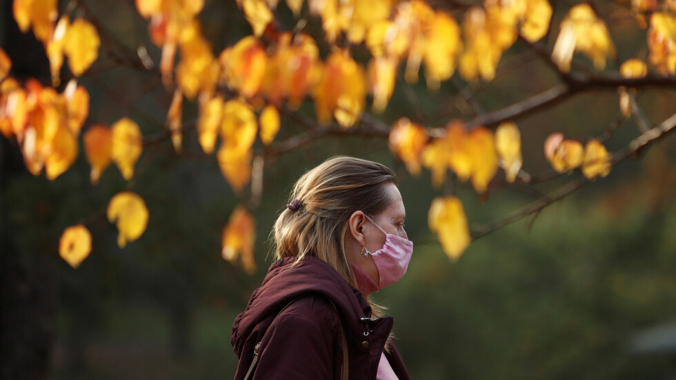 كورونا في روسيا.. الإصابات تعاود الانخفاض وقفزة غير مسبوقة في الوفيات