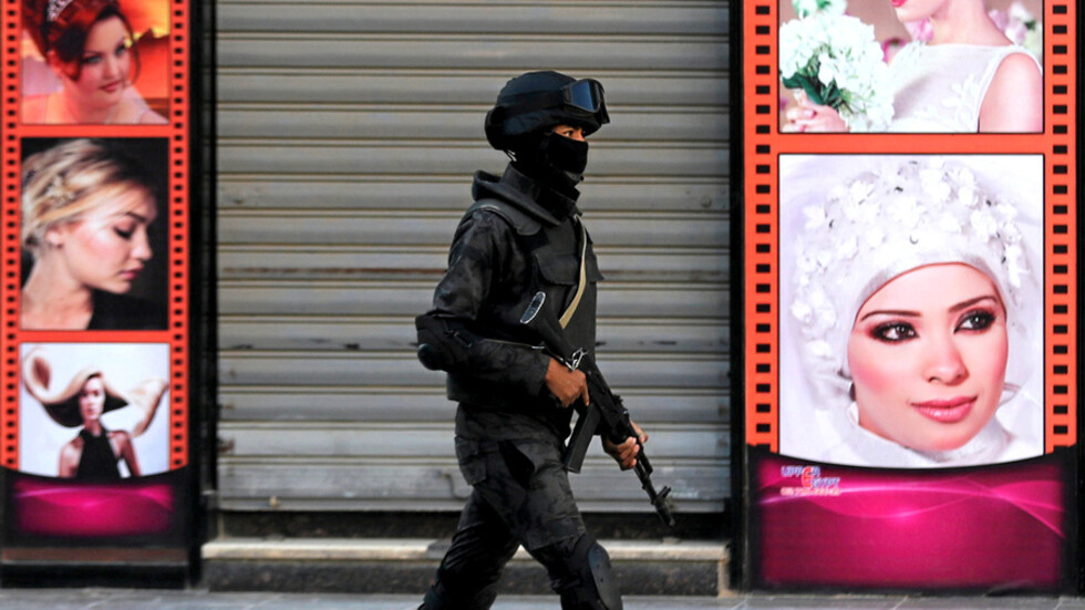 مصر.. المتهم باغتصاب زوجة تاجر أمام عينيه في المقابر يدلي باعترافات صادمة