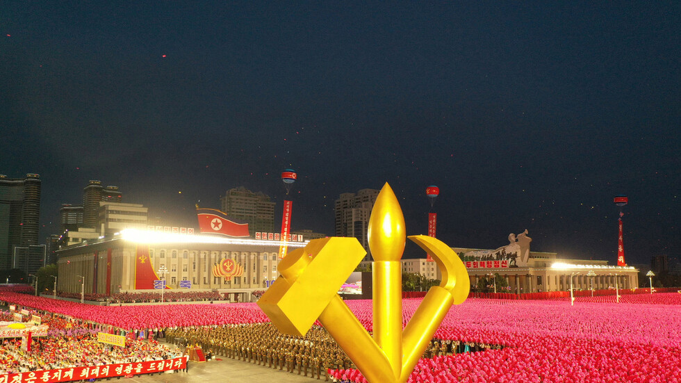 الكشف عن تفاصيل الصاروخ البالستي الكوري الشمالي الجديد