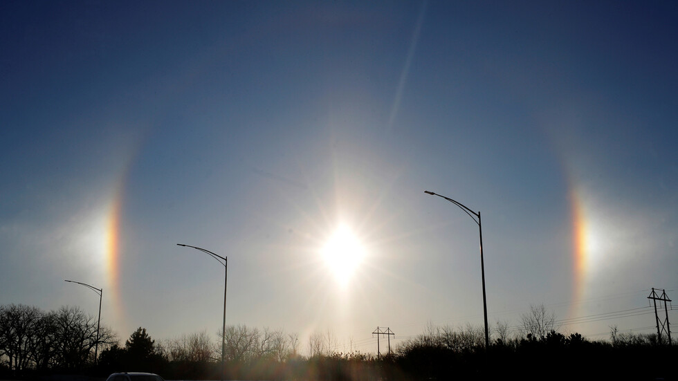 ظهور "ثلاث شموس" في سماء مدينة صينية استمر ساعات بسبب ظاهرة طبيعية نادرة