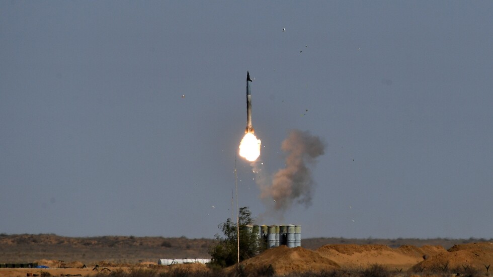 مشاهد مصورة يعتقد أنها لعملية اختبار منظومة "إس-400" من قبل تركيا