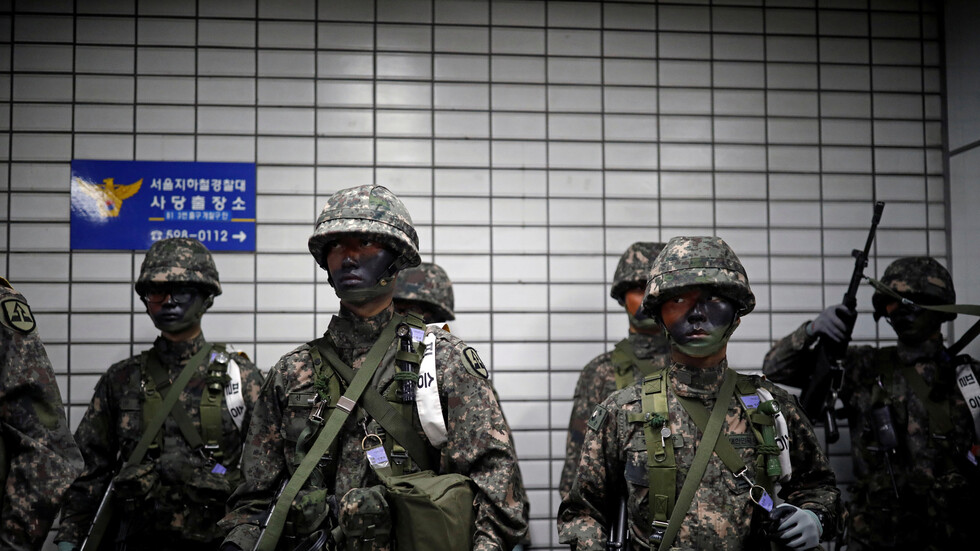 كوريا الجنوبية.. مناورات ضخمة بعد أيام من كشف كوريا الشمالية عن صواريخ استراتيجية