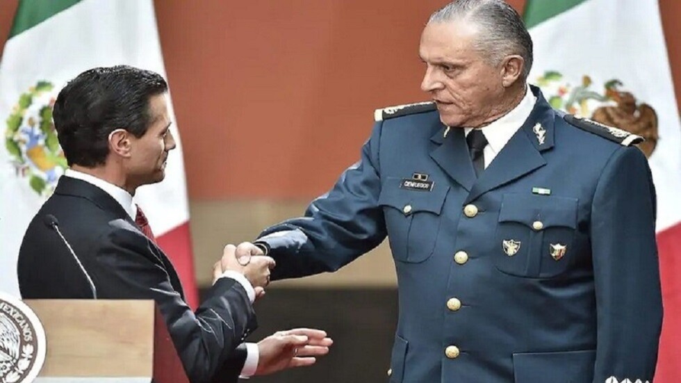 اتهام وزير دفاع المكسيك السابق بالمساعدة في تهريب أطنان من المخدرات إلى الولايات المتحدة