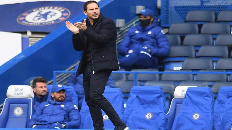 لامبارد يحدد موقف المغربي زياش من المشاركة في مباراة ساوثهامبتون