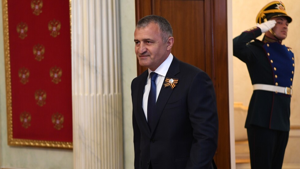 إصابة رئيس جمهورية أوسيتيا الجنوبية ورئيس وزرائها  بفيروس كورونا