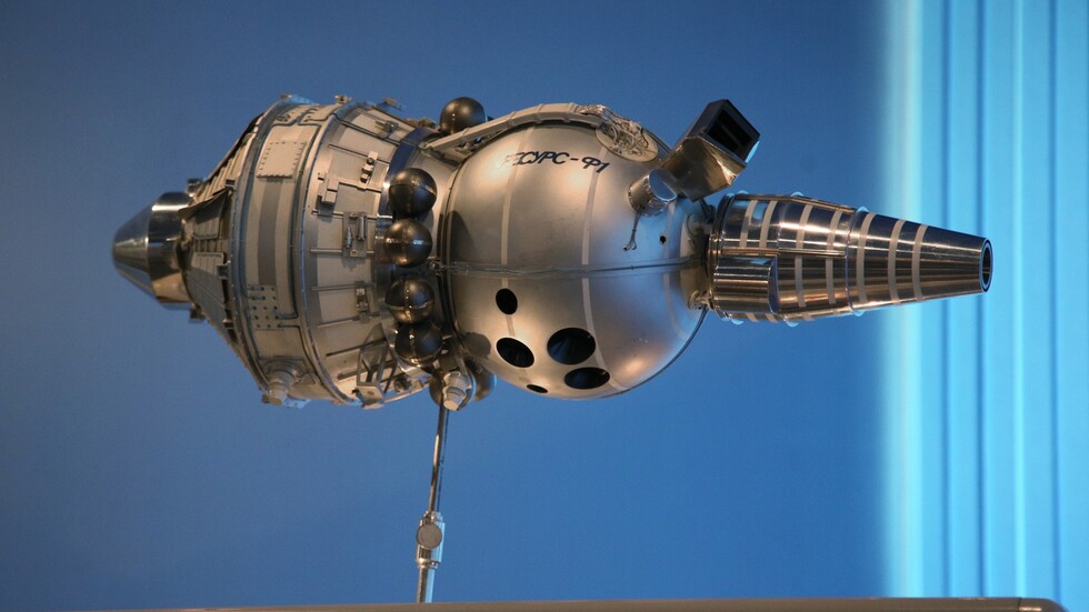 روسيا تخطط لإطلاق قمر أبحاث صناعي يعمل على ارتفاع 20 ألف كلم.