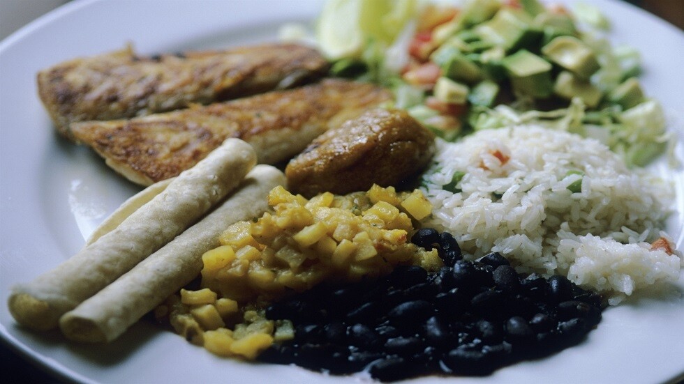 ما هي عواقب التخلي عن تناول الغداء؟