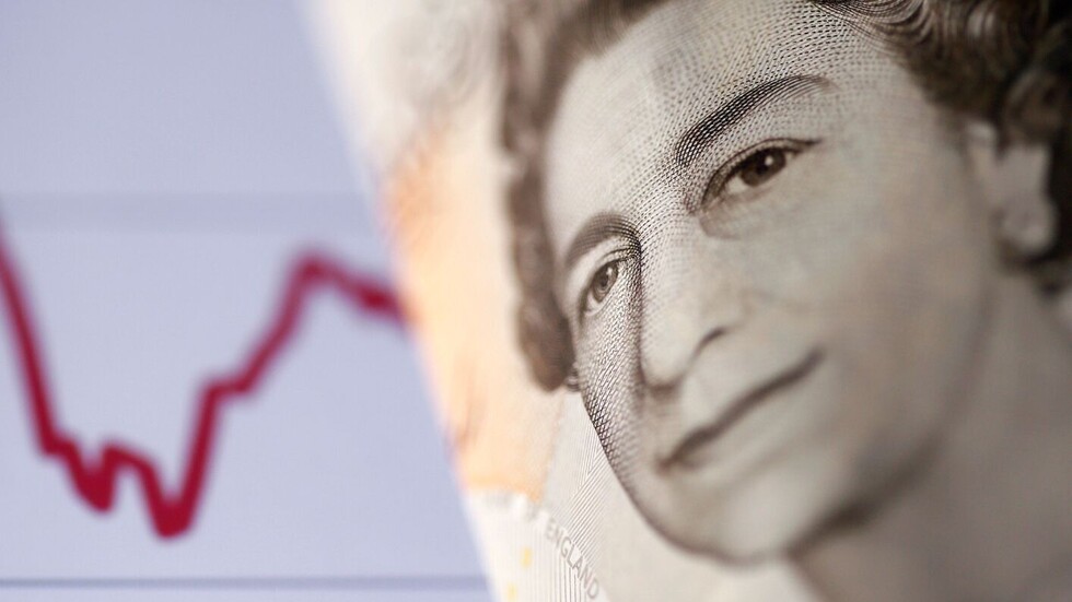 بريطانيا تقترض مبلغا قياسيا