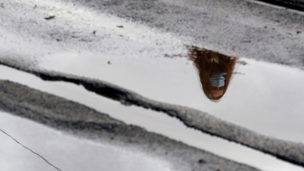 بقفزة قياسية جديدة.. إصابات كورونا اليومية في إيطاليا تتجاوز الـ16 ألفا لأول مرة