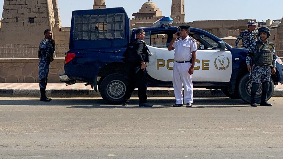 مصر.. وقف التصويت في إحدى القرى عقب مشاجرة وإطلاق أعيرة نارية