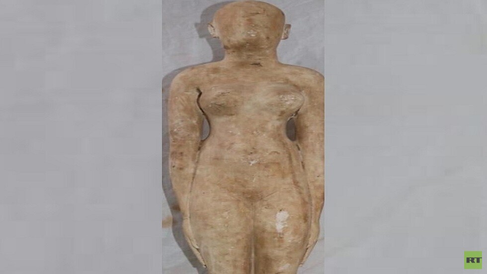 مصر.. الكشف عن مقبرة المشرف على الخزانة الملكية بادي است - صور