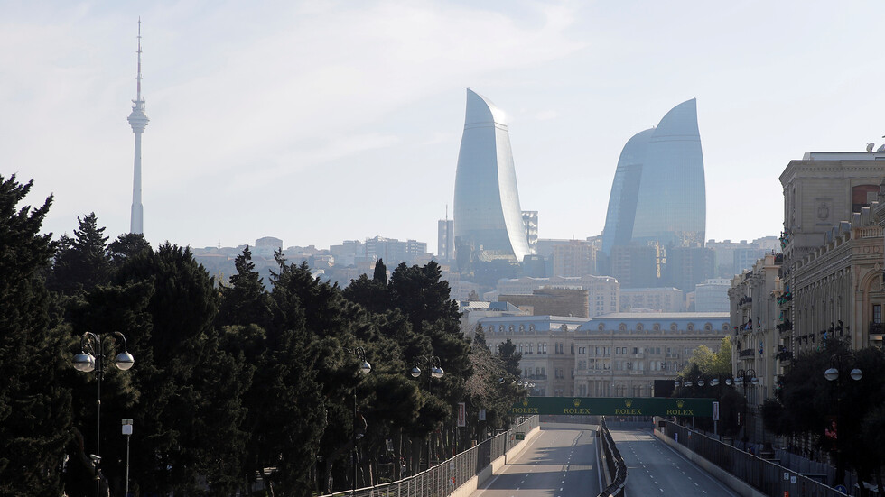 مبعوث الرئيس الإيراني في باكو بحثا عن السلام الإقليمي