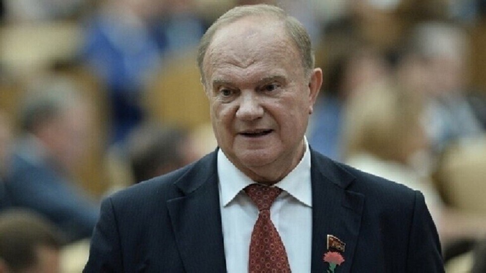 زيوغانوف يتوعد كل من يدعو لدفن لينين "بعصا غليظة"