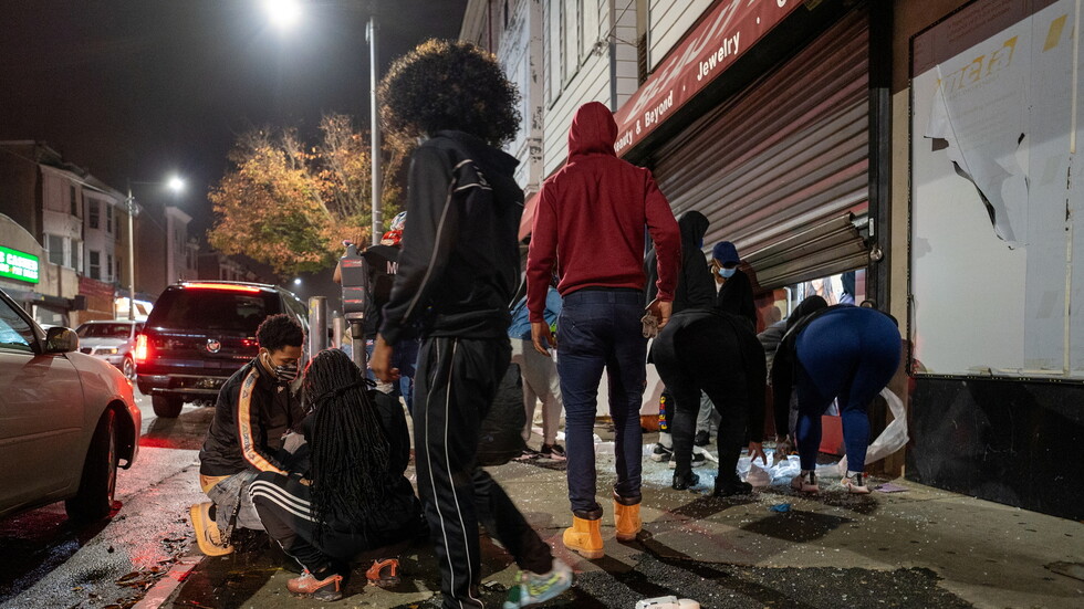 الاعتداء على فريق صحفي روسي في مدينة فيلادلفيا الأمريكية