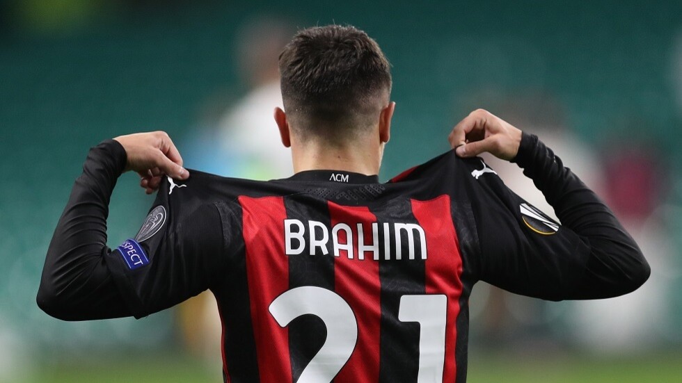 شاهد.. ميلان يكرم وفادة سبارتا براغ بثلاثية