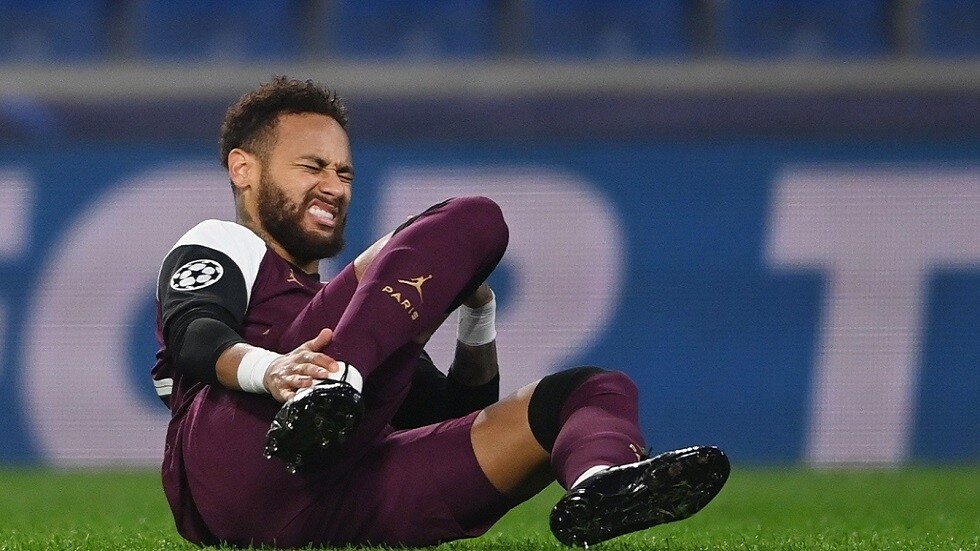 تحديد مدة غياب نيمار عن الملاعب بسبب الإصابة
