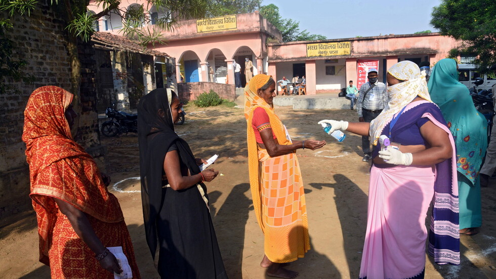 أكثر من 48 ألف إصابة جديدة بكورونا في الهند