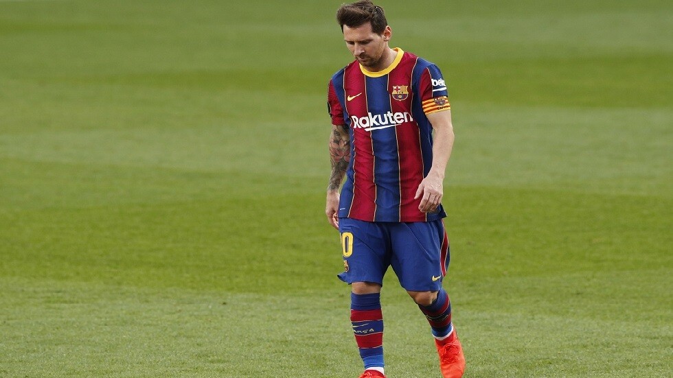 كشف موقف ميسي من الرحيل عن برشلونة بعد استقالة بارتوميو