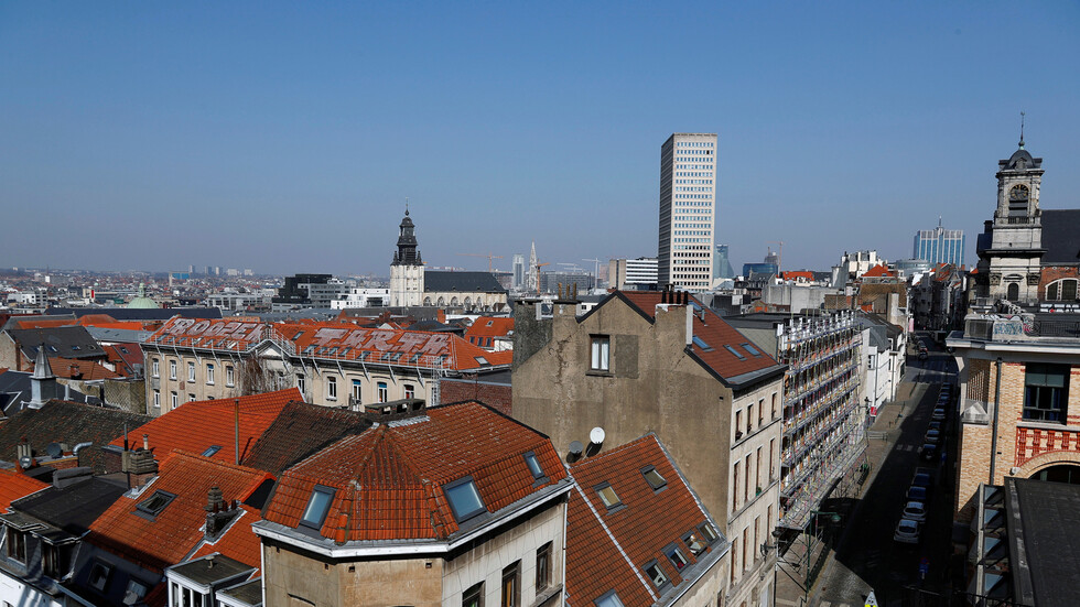 إيقاف مدرس في بلجيكا بعد عرضه على تلاميذه رسوما مسيئة للنبي محمد