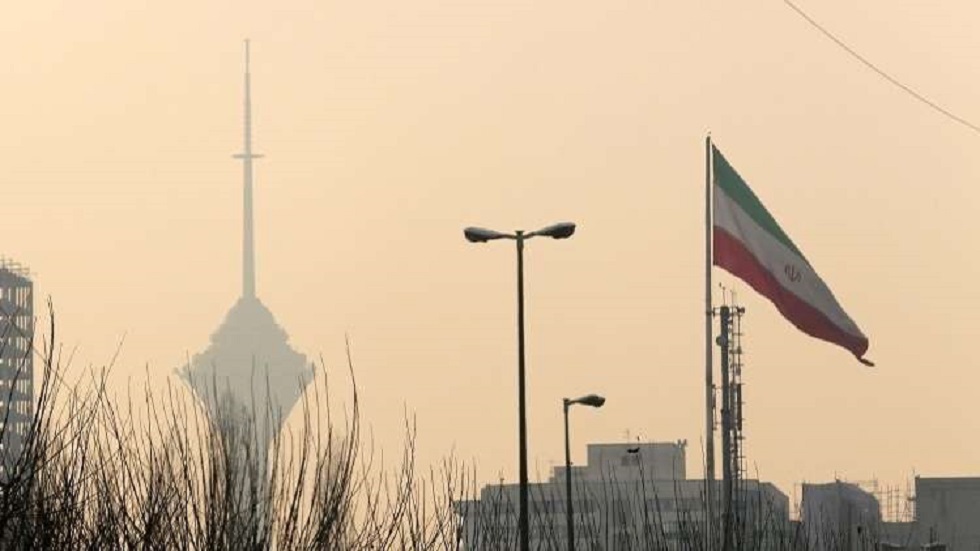إيران.. انفجارات وحریق واسع في مدينة صناعية غرب طهران