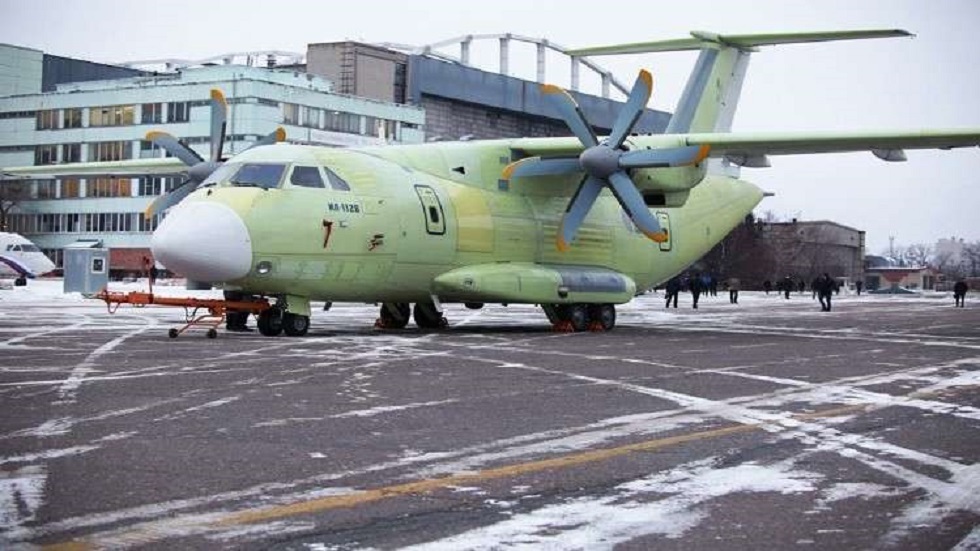 الدفاع الروسية تتسلم نموذجين من طائرة النقل 
