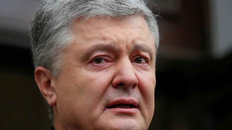 أنباء عن نشاطات مالية مشبوهة للرئيس الأوكراني السابق