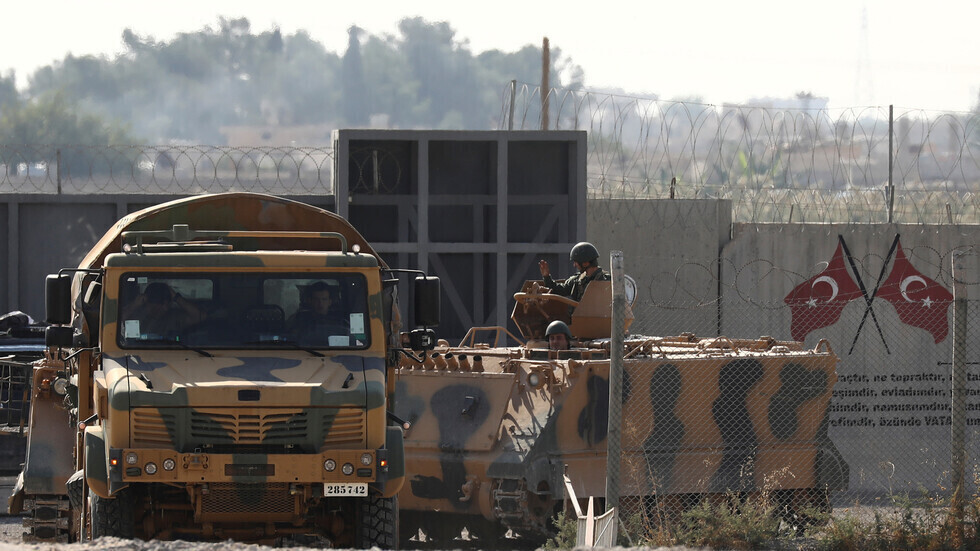 القوات التركية تنسحب من أكبر نقطة لها في حماة بعد محاصرتها من قبل الجيش السوري