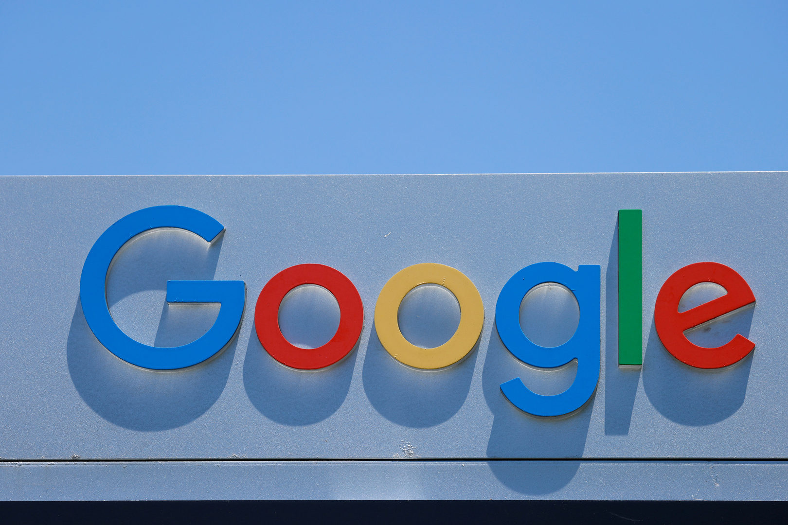 وزارة العدل الأمريكية ترفع دعوى لمكافحة احتكار Google