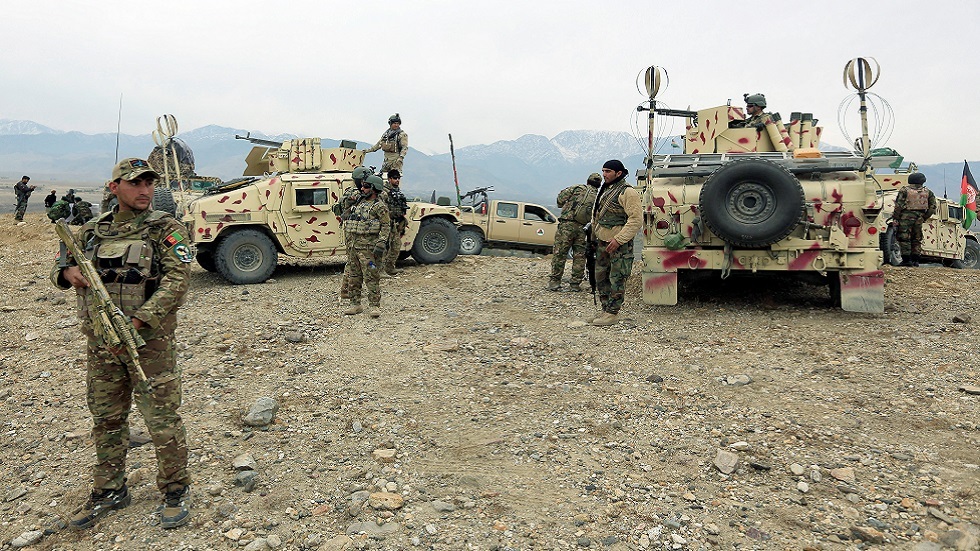 أفغانستان.. 12 قتيلا بضربة جوية على مدرسة دينية