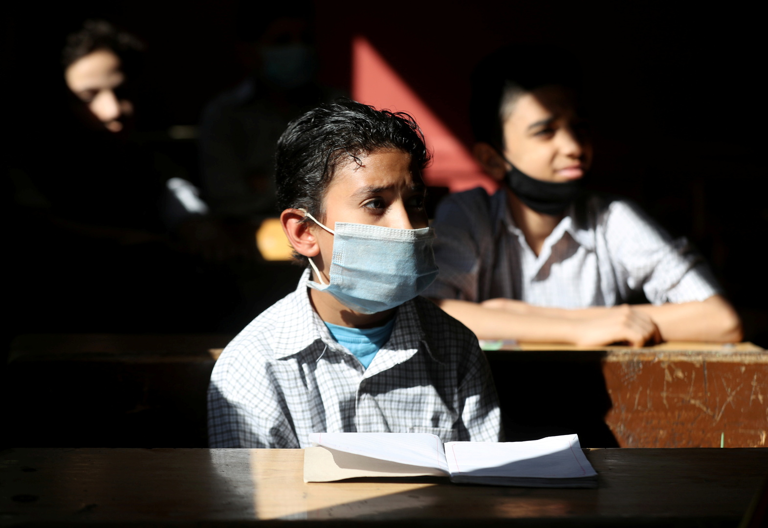 خطوبة جديدة بين طفلين في مصر تثير ضجة.. والسلطات تتدخل (صورة)