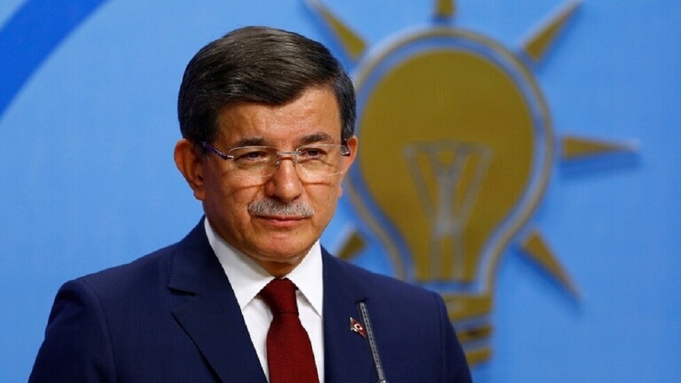 استقالة 30 عضوا من حزب رئيس وزراء تركيا الأسبق