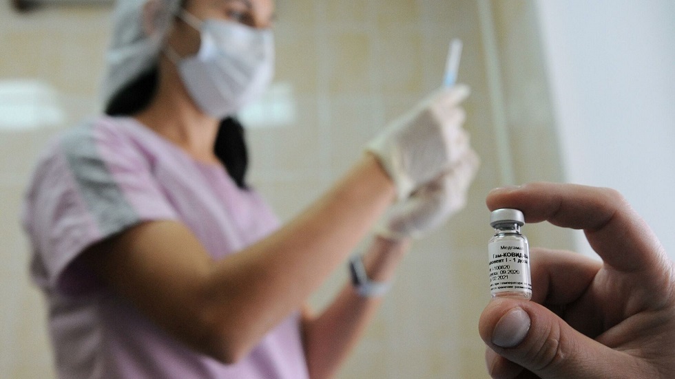 كيف يغير التطعيم الشامل مسار الجائحة؟