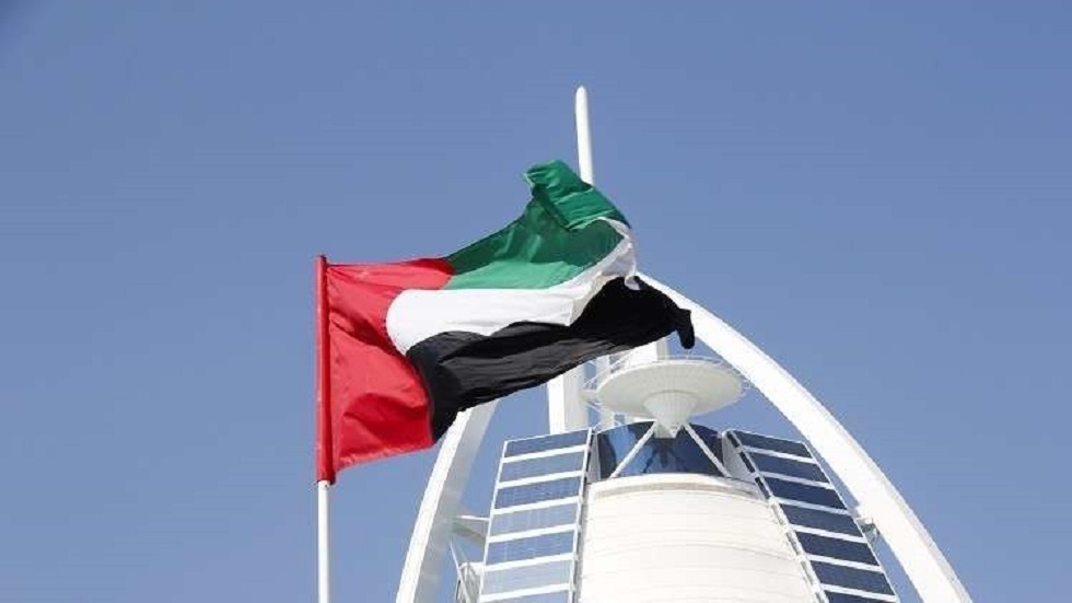 الإمارات تنظم أول عرس جماعي افتراضي بمشاركة 100 عريس (صور)