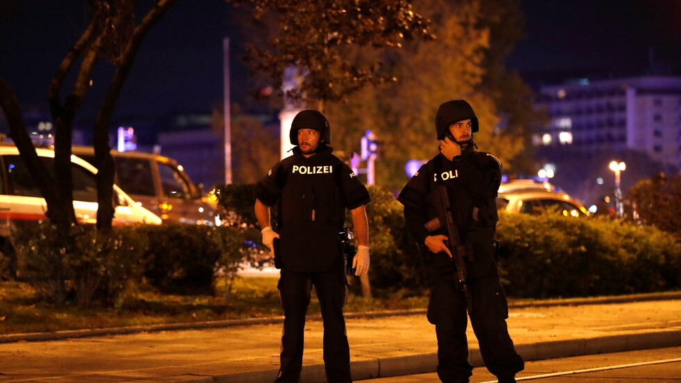 شهود عيان يروون ما حدث وسط فيينا