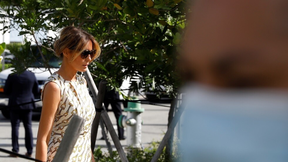 ميلانيا ترامب تدلي بصوتها في انتخابات الرئاسة بولاية فلوريدا بدون كمامة (فيديو)